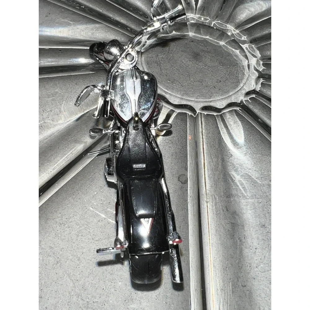 Hallmark Keepsake Christmas Ornament Harley Davidson 2013 CVO Breakout
